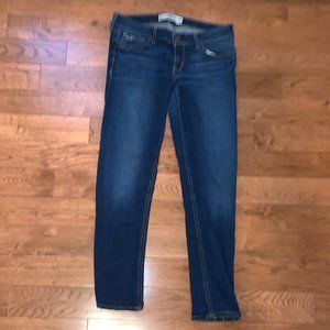 Hollister Jeans, Size 9R or W29 L33